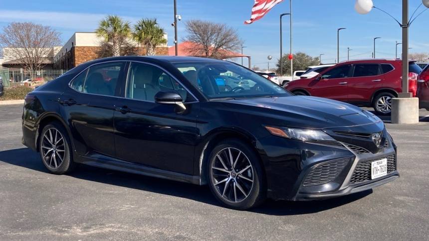 2021 Toyota Camry SE — Sedan — 56,212 mi — San Antonio, TX