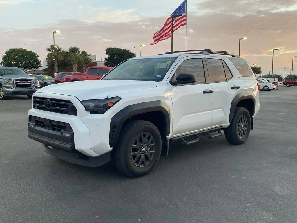 2025 Toyota 4Runner SR5 — SUV — 3,954 mi — San Antonio, TX