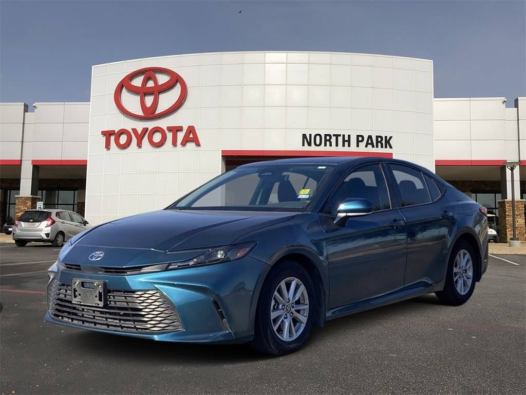 2025 Toyota Camry LE — Sedan — 12,159 mi — San Antonio, TX