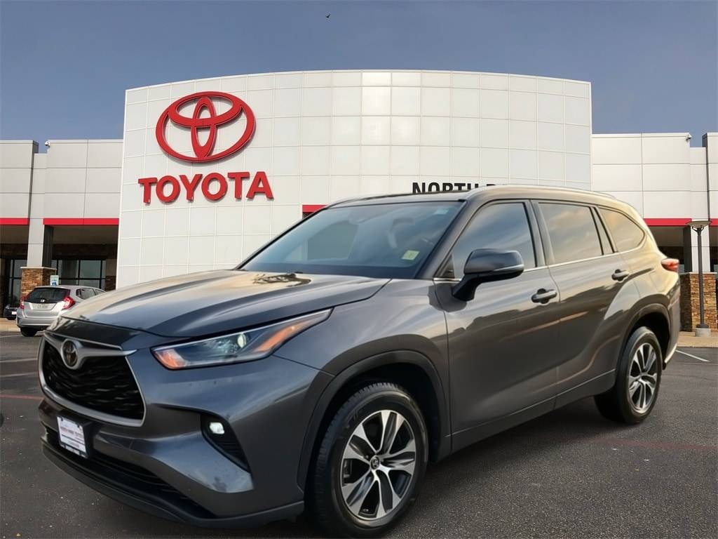 2021 Toyota Highlander XLE — SUV — 82,125 mi — San Antonio, TX