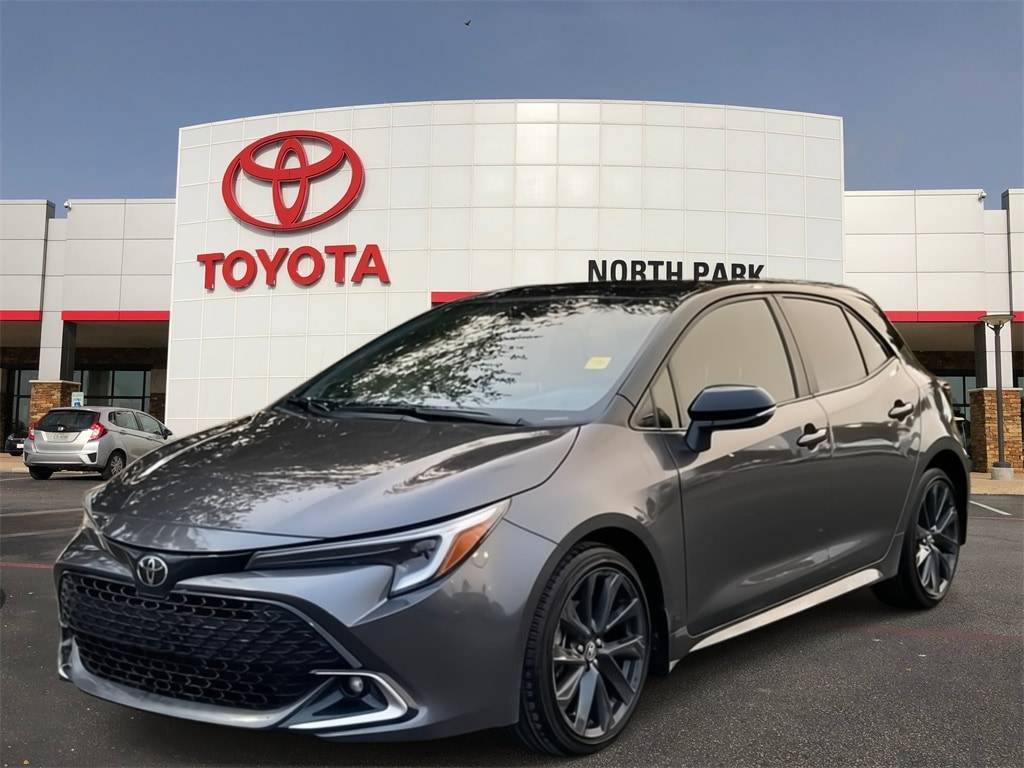 2025 Toyota Corolla Hatchback XSE — Sedan — 16,109 mi — San Antonio, TX