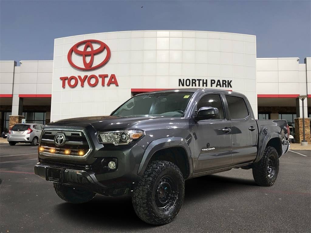 2017 Toyota Tacoma SR5 — Pickup Truck — 113,238 mi — San Antonio, TX