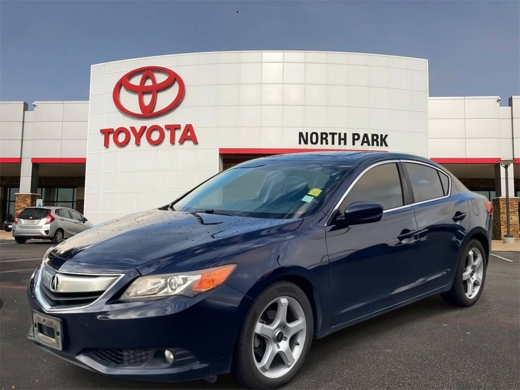 2013 Acura ILX Technology Package — Sedan — 131,982 mi — San Antonio, TX