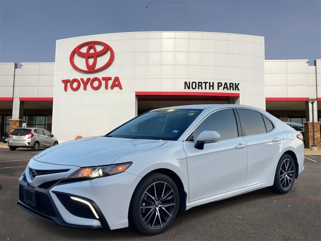 2024 Toyota Camry SE — Sedan — 31,635 mi — San Antonio, TX