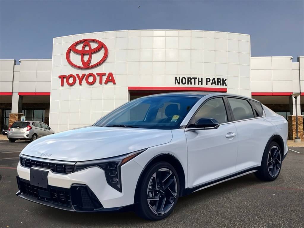 2025 Kia K4 GT-Line — Sedan — 4,900 mi — San Antonio, TX