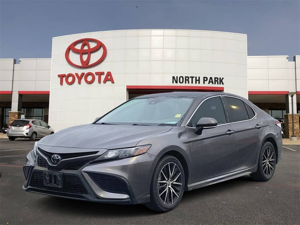 2022 Toyota Camry SE — Sedan — 47,591 mi — San Antonio, TX