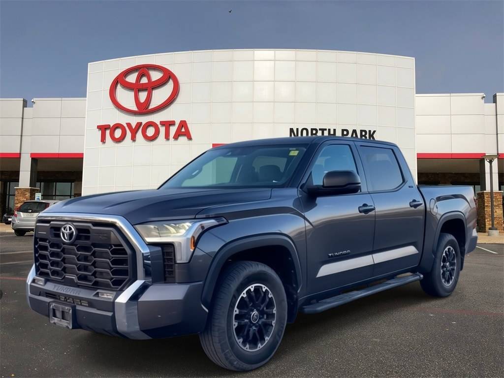 2022 Toyota Tundra SR5 — Pickup Truck — 61,121 mi — San Antonio, TX