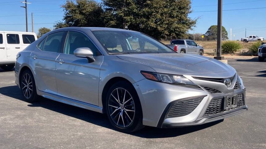2022 Toyota Camry SE — Sedan — 64,393 mi — San Antonio, TX