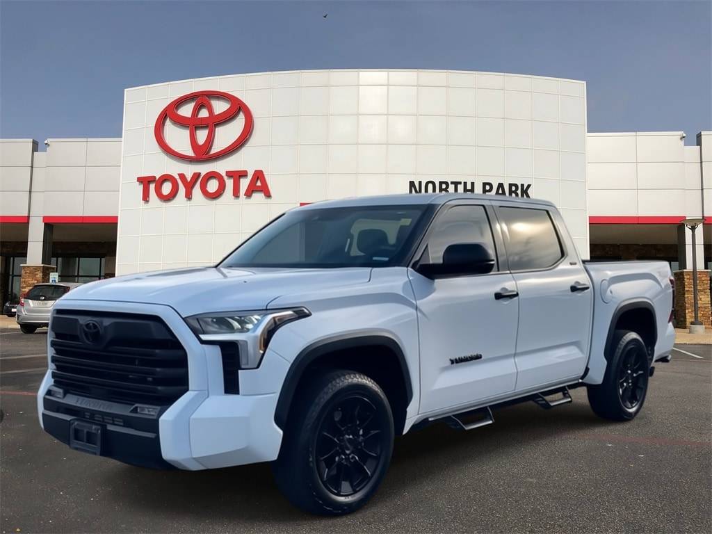 2023 Toyota Tundra SR5 — Pickup Truck — 27,971 mi — San Antonio, TX