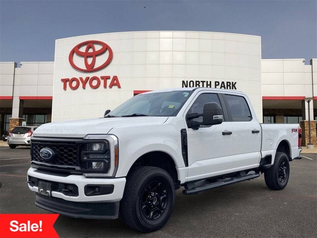 2023 Ford Super Duty F-350 XL — Pickup Truck — 41,167 mi — San Antonio, TX