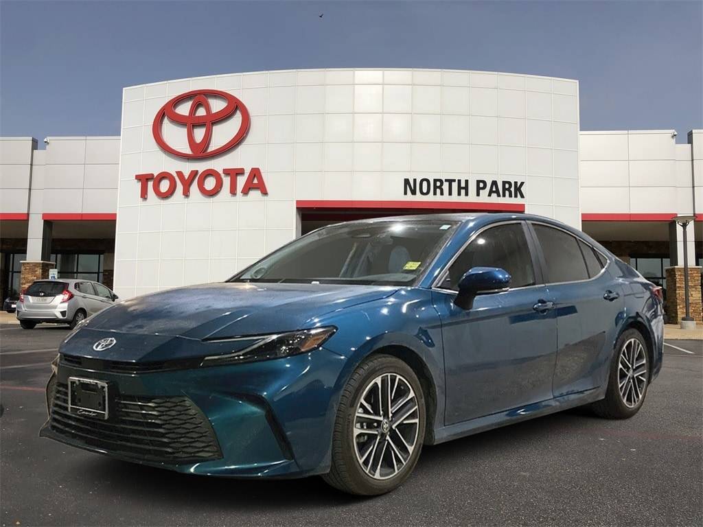 2025 Toyota Camry XLE — Sedan — 11,026 mi — San Antonio, TX