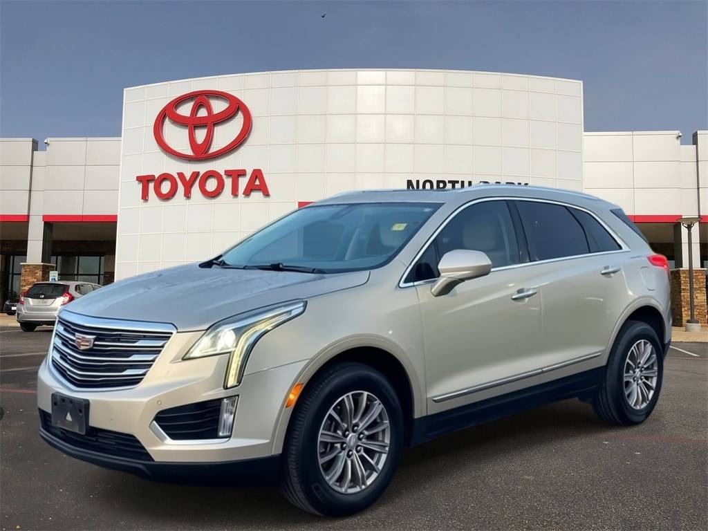 2017 Cadillac XT5 Luxury — SUV — 97,658 mi — San Antonio, TX