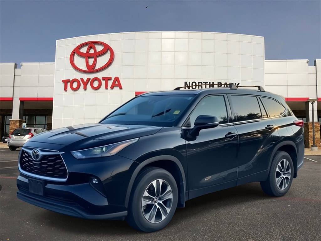 2022 Toyota Highlander XLE — SUV — 57,967 mi — San Antonio, TX