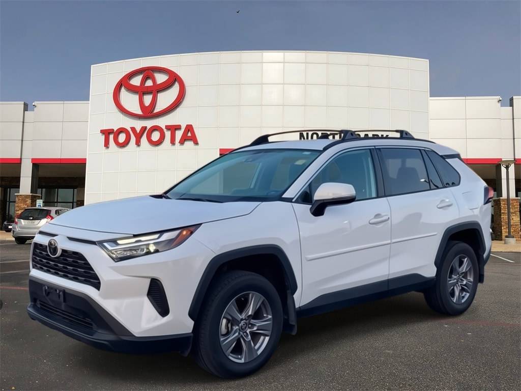 2024 Toyota RAV4 XLE — SUV — 14,863 mi — San Antonio, TX