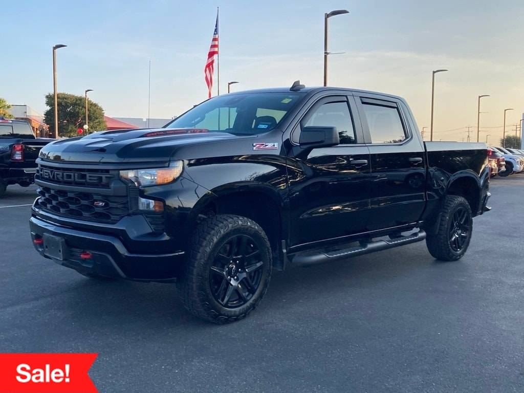 2024 Chevrolet Silverado 1500 Custom Trail Boss — Pickup Truck — 21,610 mi — San Antonio, TX