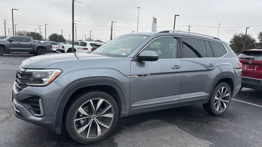2024 Volkswagen Atlas SEL Premium R-Line — SUV — 13,880 mi — San Antonio, TX