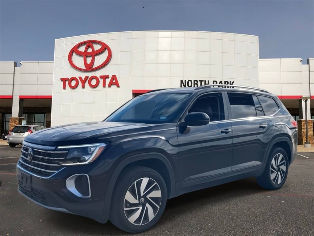 2025 Volkswagen Atlas SE with Technology — SUV — 26,245 mi — San Antonio, TX
