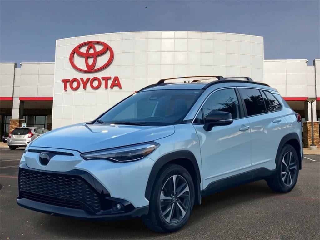 2025 Toyota Corolla Cross Hybrid XSE — SUV — 12,515 mi — San Antonio, TX