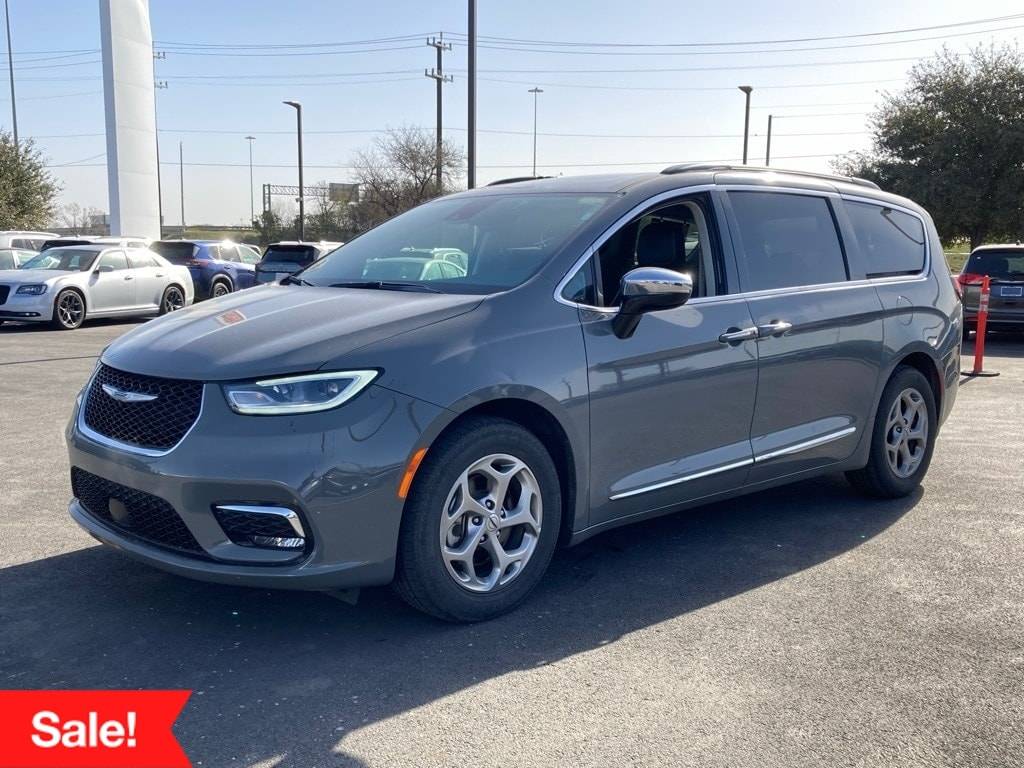 2023 Chrysler Pacifica Limited — Minivan — 64,757 mi — San Antonio, TX