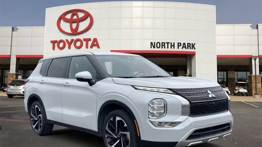 2023 Mitsubishi Outlander SE — SUV — 49,256 mi — San Antonio, TX