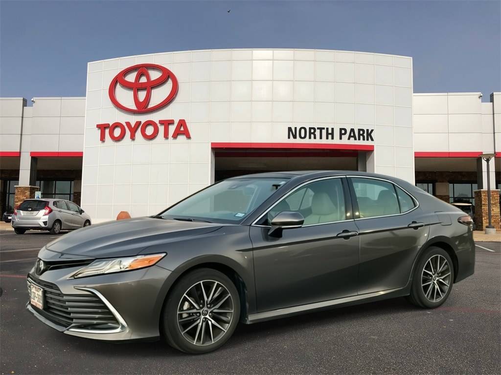 2023 Toyota Camry XLE — Sedan — 10,332 mi — San Antonio, TX