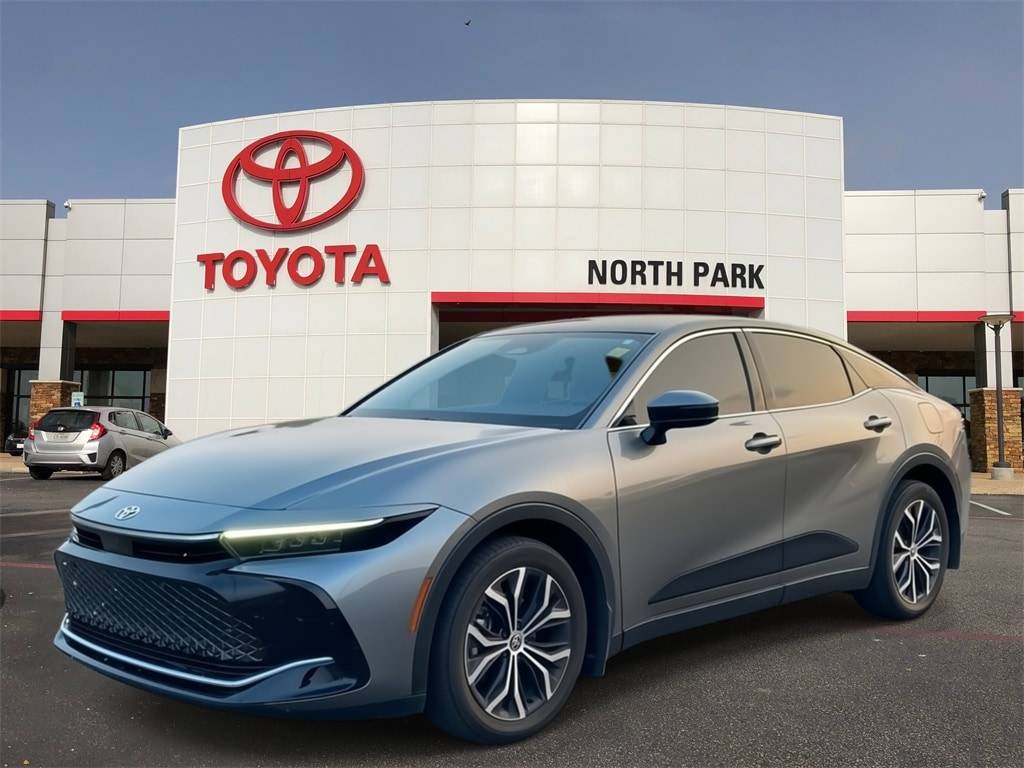 2023 Toyota Crown Limited — Sedan — 28,559 mi — San Antonio, TX