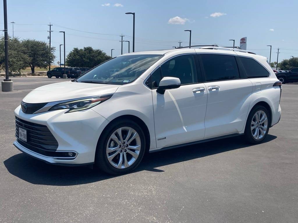 2021 Toyota Sienna Platinum — Minivan — 46,034 mi — San Antonio, TX