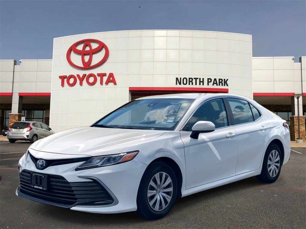 2022 Toyota Camry Hybrid LE — Sedan — 82,552 mi — San Antonio, TX