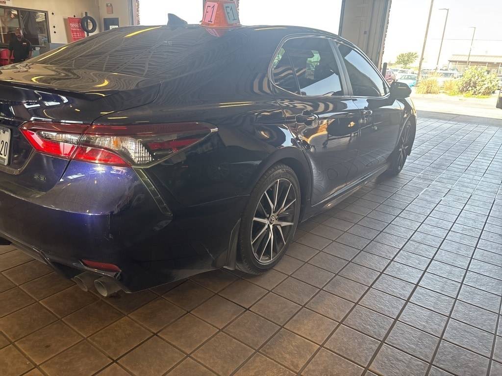 2021 Toyota Camry SE — Sedan — 72,175 mi — San Antonio, TX