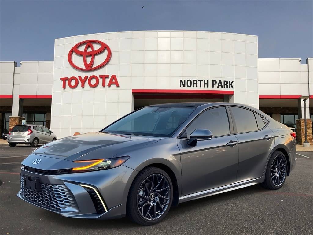 2025 Toyota Camry Hybrid XSE — Sedan — 1,346 mi — San Antonio, TX