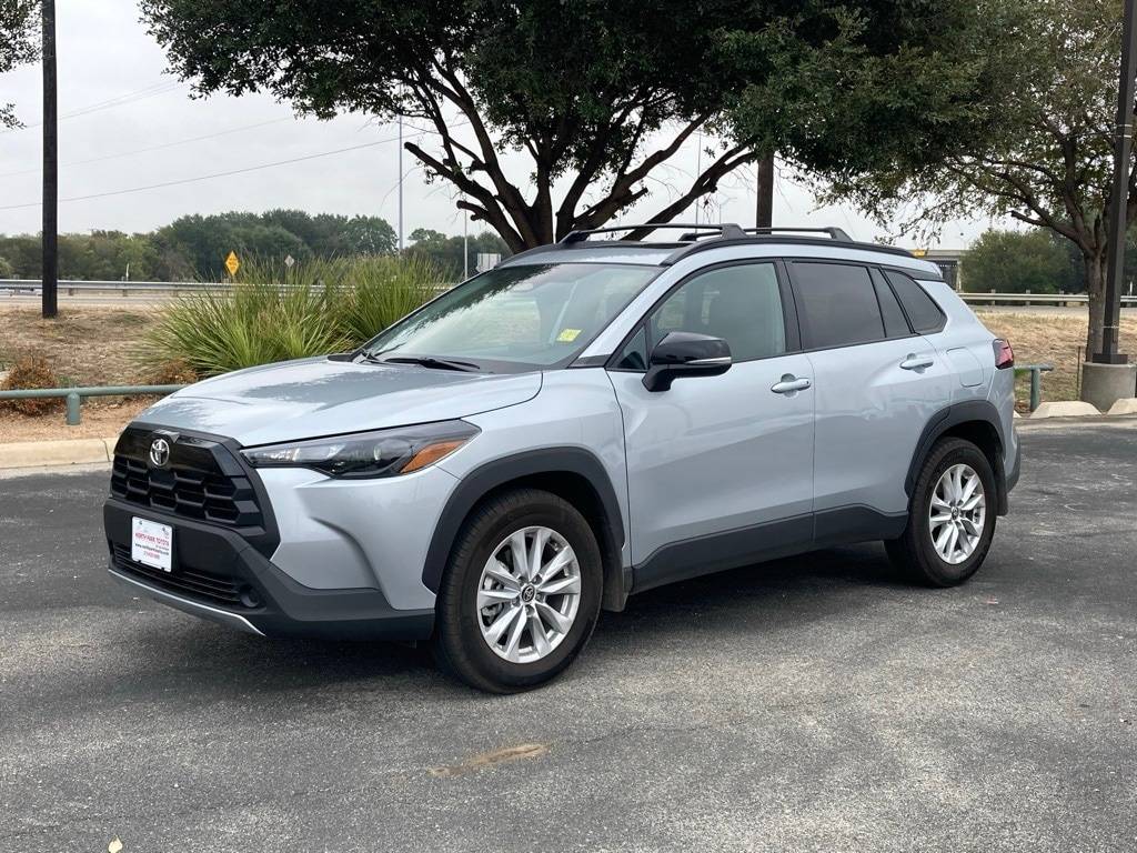 2026 Toyota Corolla Cross LE — SUV — 2,368 mi — San Antonio, TX