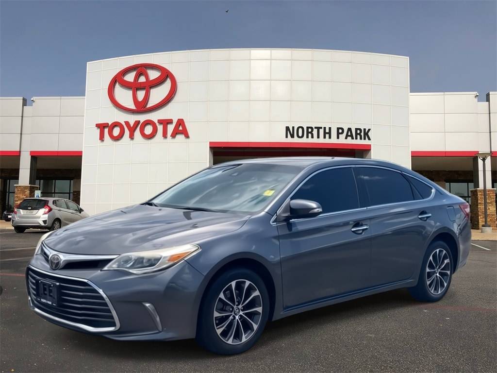 2018 Toyota Avalon XLE — Sedan — 130,530 mi — San Antonio, TX