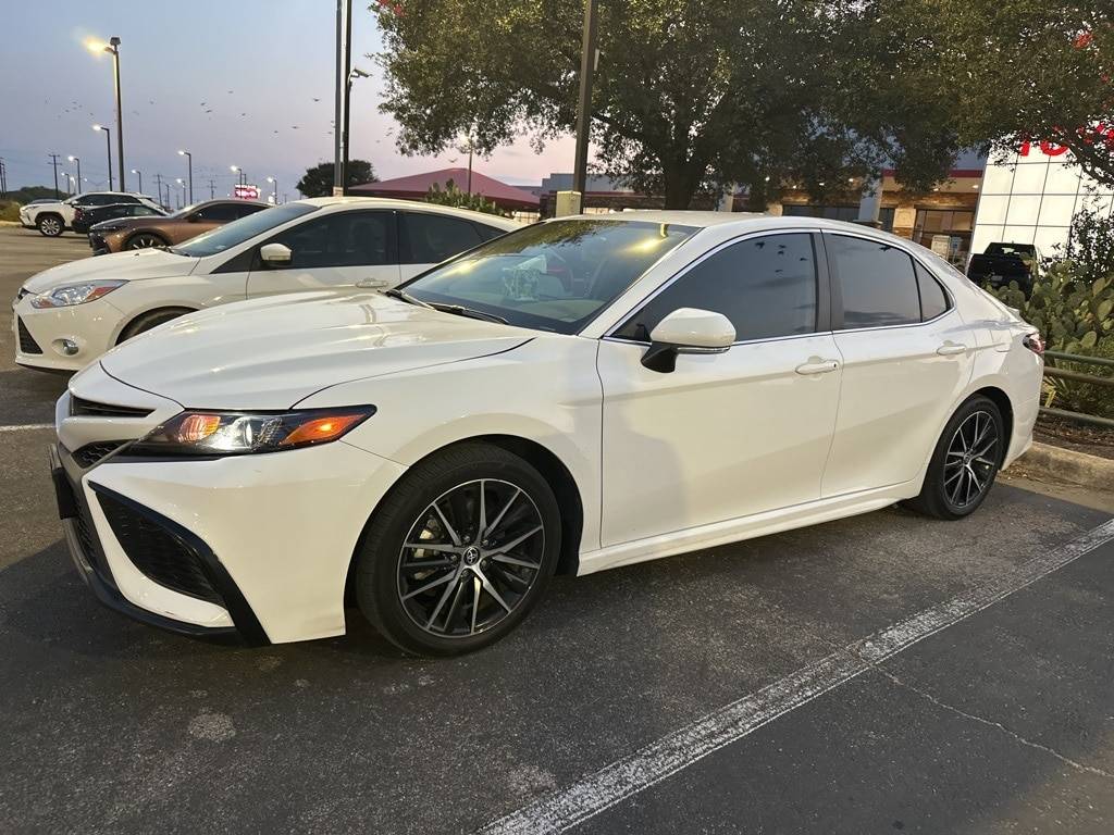 2023 Toyota Camry SE — Sedan — 37,422 mi — San Antonio, TX