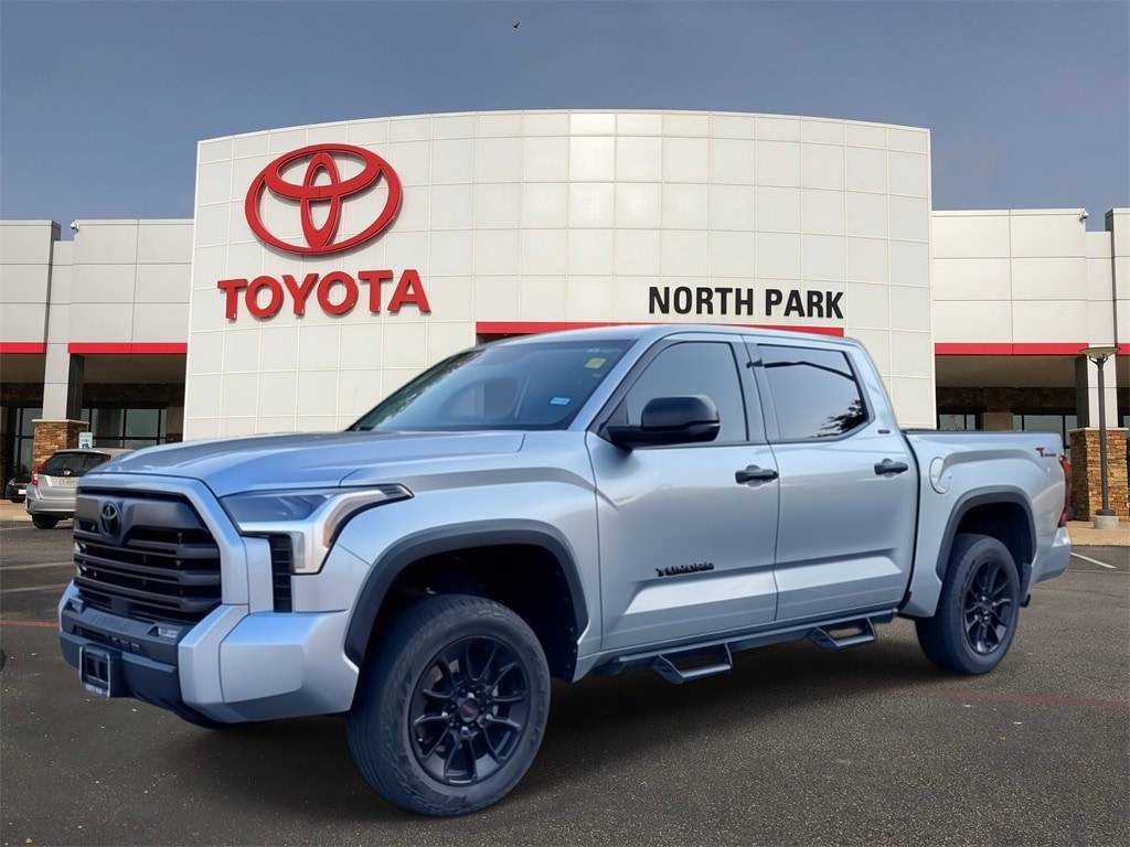 2022 Toyota Tundra SR5 — Pickup Truck — 38,604 mi — San Antonio, TX