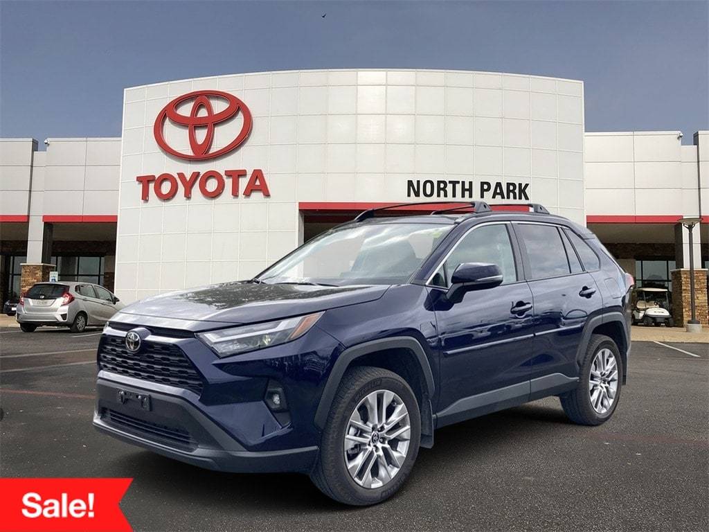2025 Toyota RAV4 XLE Premium — SUV — 1,472 mi — San Antonio, TX