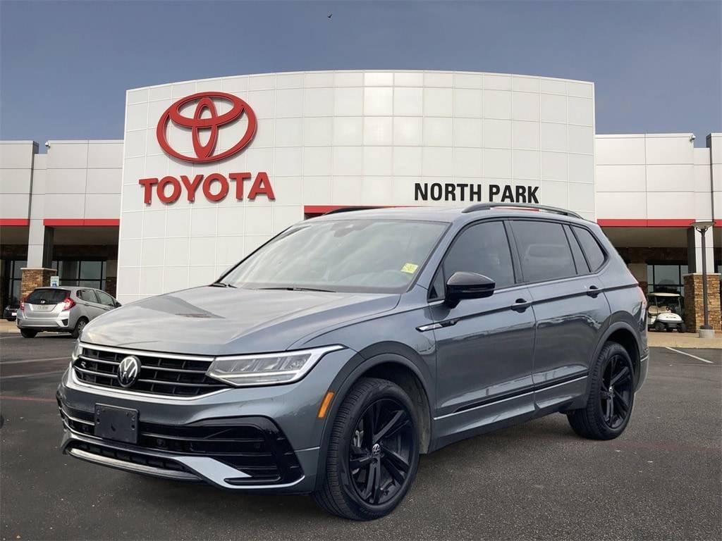 2024 Volkswagen Tiguan SE R-Line Black — SUV — 15,067 mi — San Antonio, TX