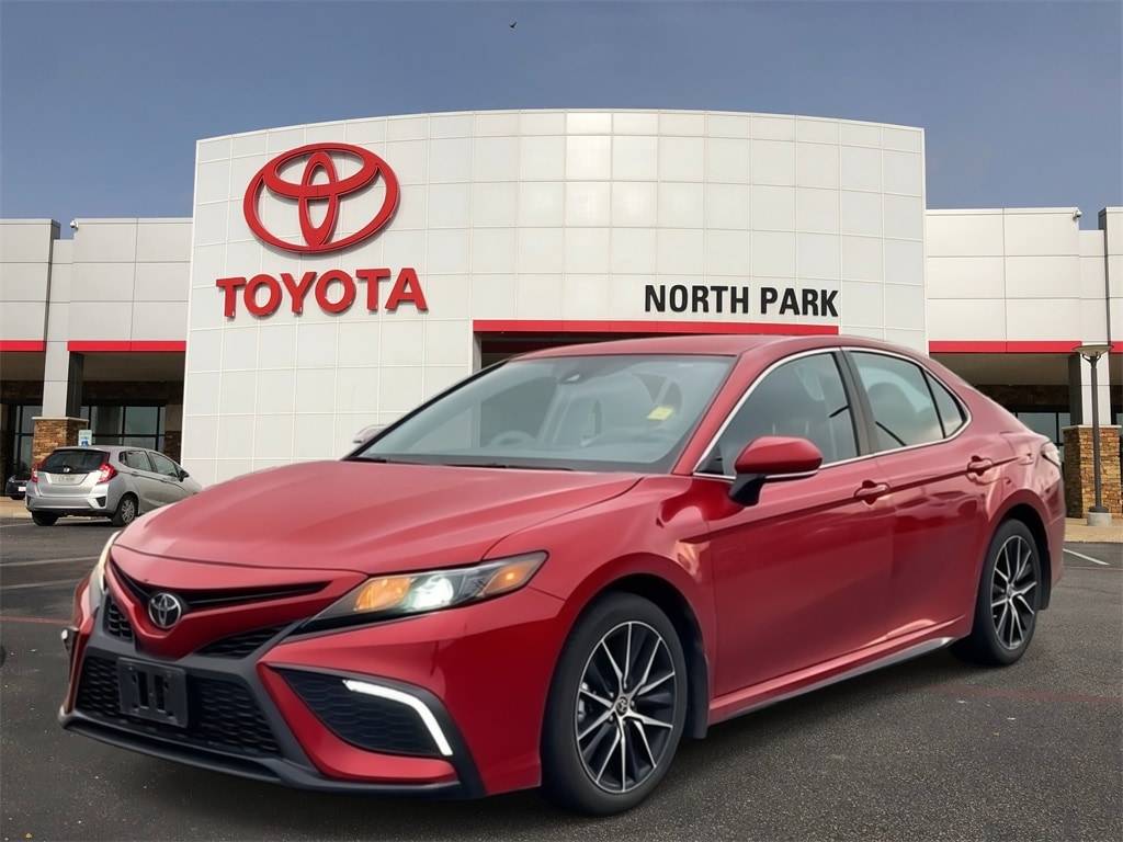 2024 Toyota Camry SE — Sedan — 20,925 mi — San Antonio, TX