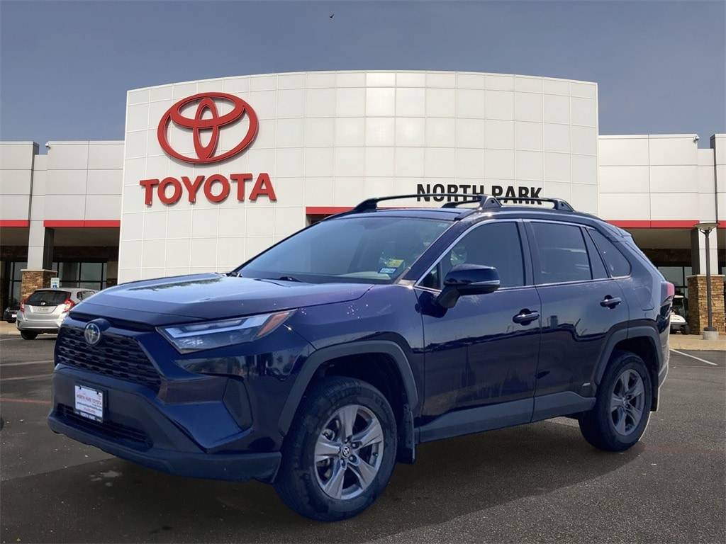 2024 Toyota RAV4 Hybrid XLE — SUV — 28,070 mi — San Antonio, TX