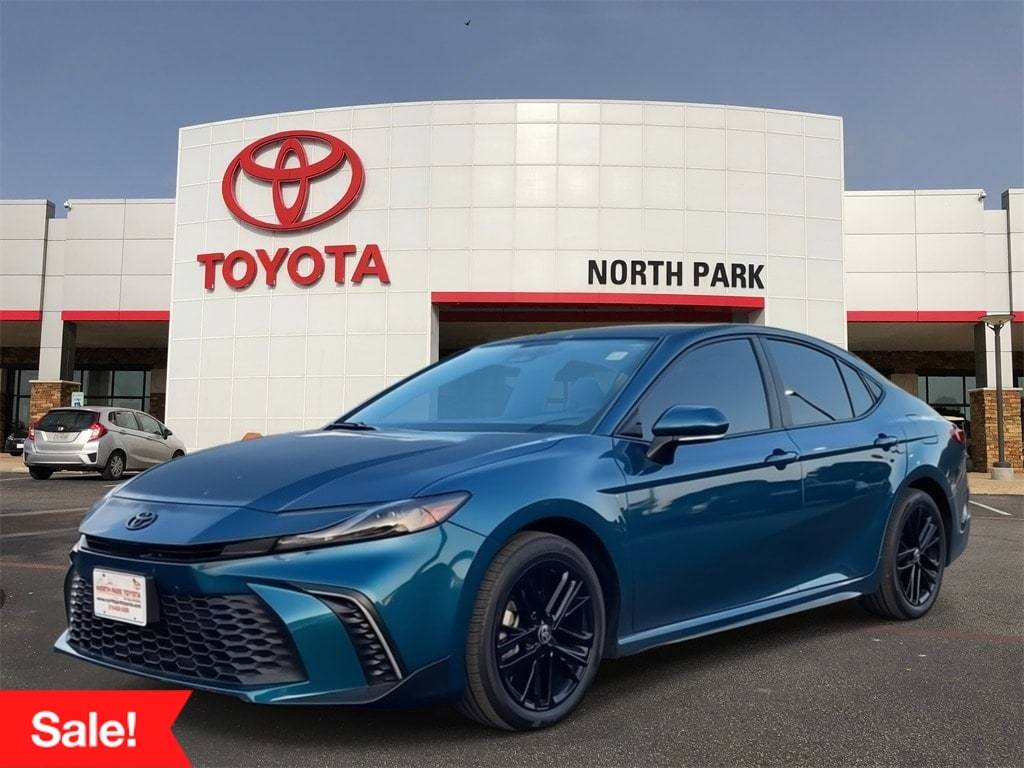 2025 Toyota Camry SE — Sedan — 4,568 mi — San Antonio, TX