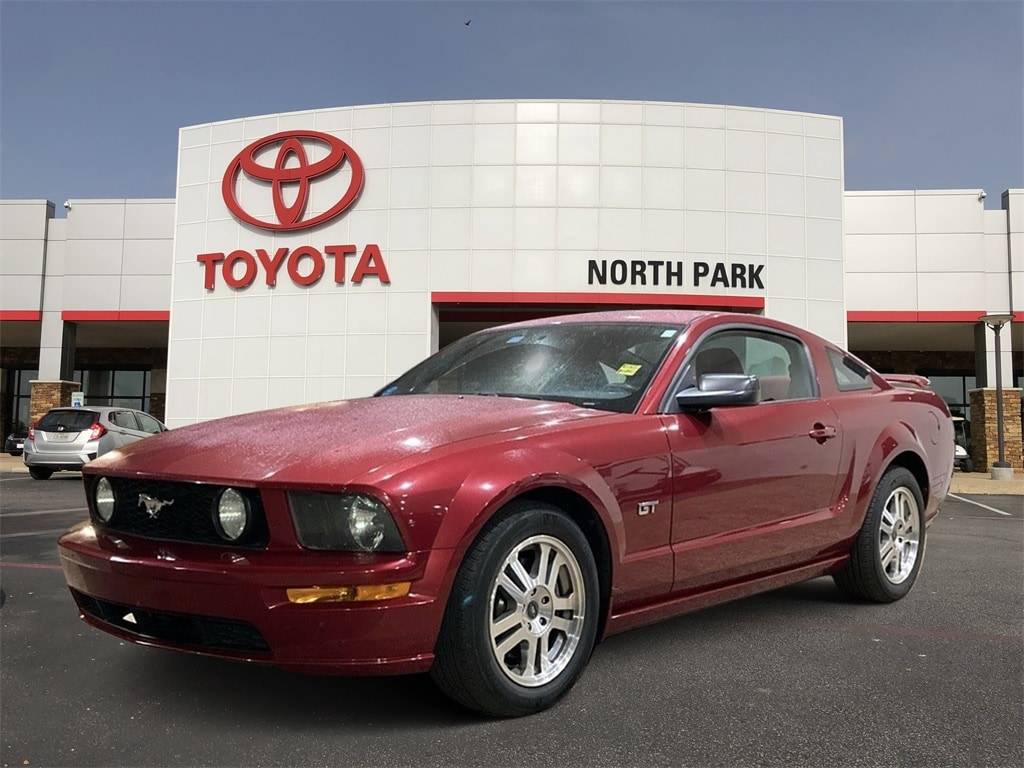 2005 Ford Mustang GT Premium — Coupe — 85,582 mi — San Antonio, TX