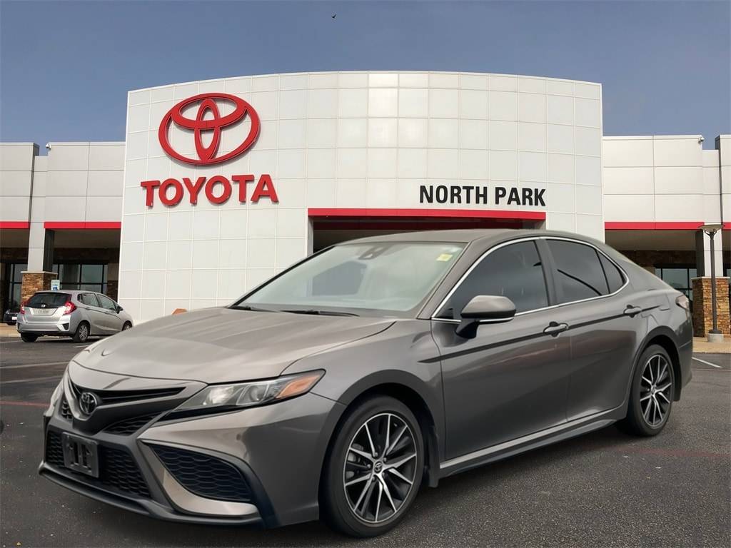 2023 Toyota Camry SE — Sedan — 40,744 mi — San Antonio, TX