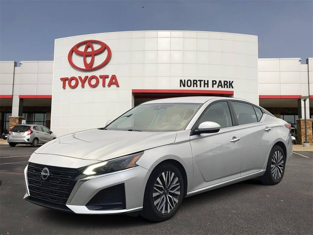 2023 Nissan Altima SV — Sedan — 61,681 mi — San Antonio, TX