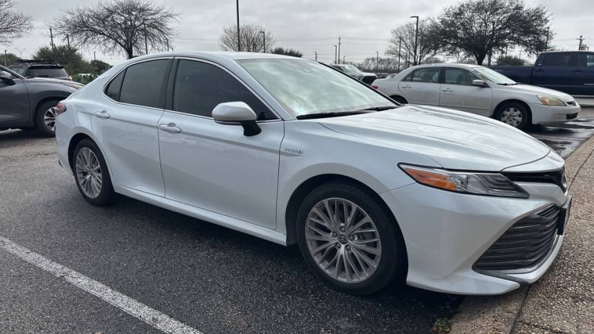 2020 Toyota Camry Hybrid XLE — Sedan — 47,122 mi — San Antonio, TX