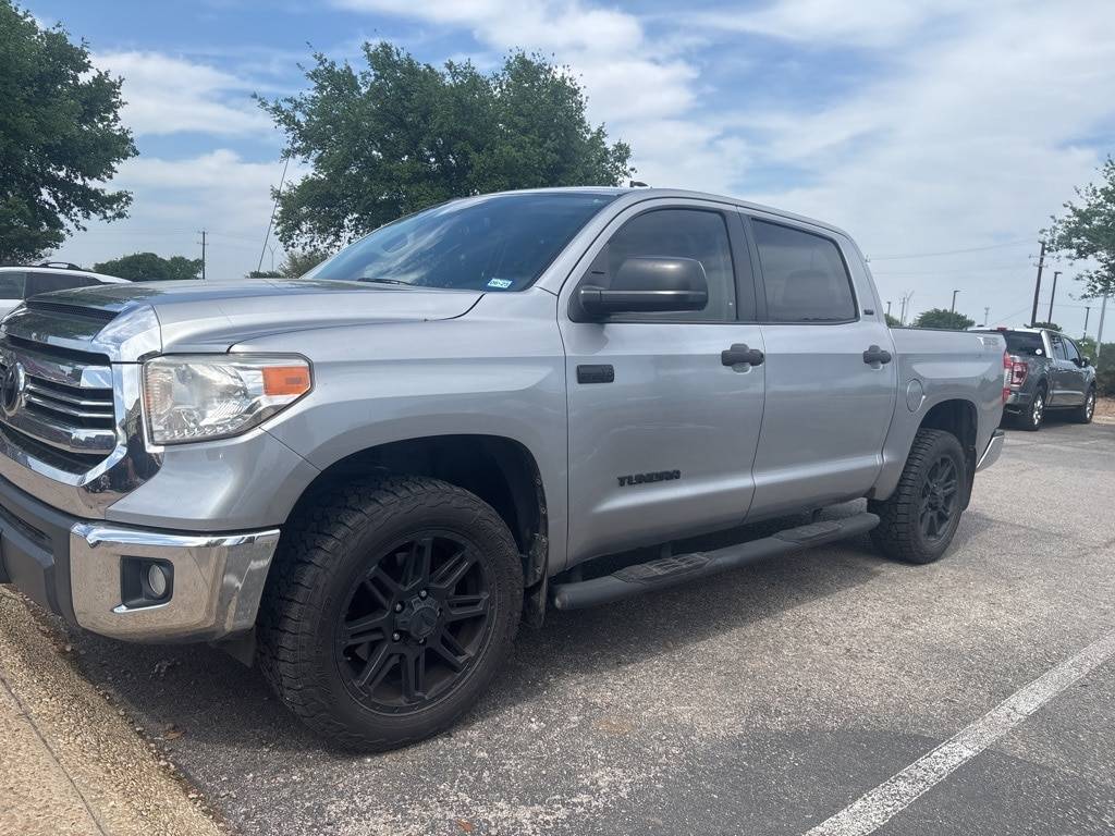 2017 Toyota Tundra SR5 — Pickup Truck — 133,558 mi — San Antonio, TX