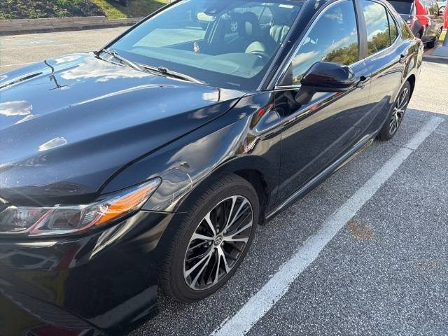 2020 Toyota Camry SE — Sedan — 71,112 mi — Silver Spring, MD