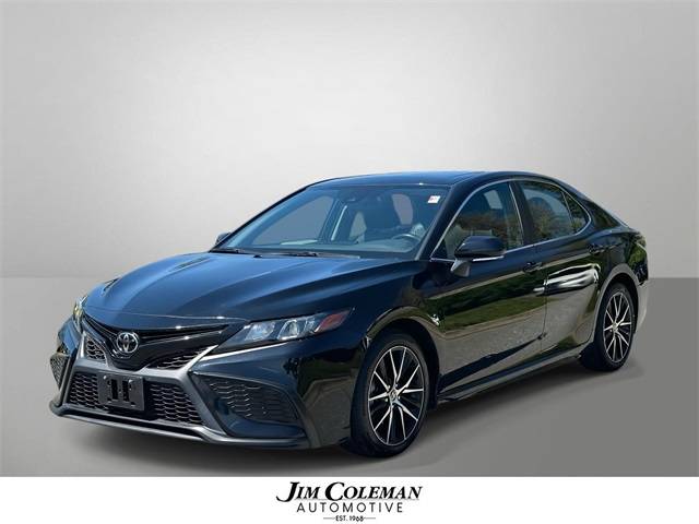 2022 Toyota Camry SE — Sedan — 31,220 mi — Silver Spring, MD