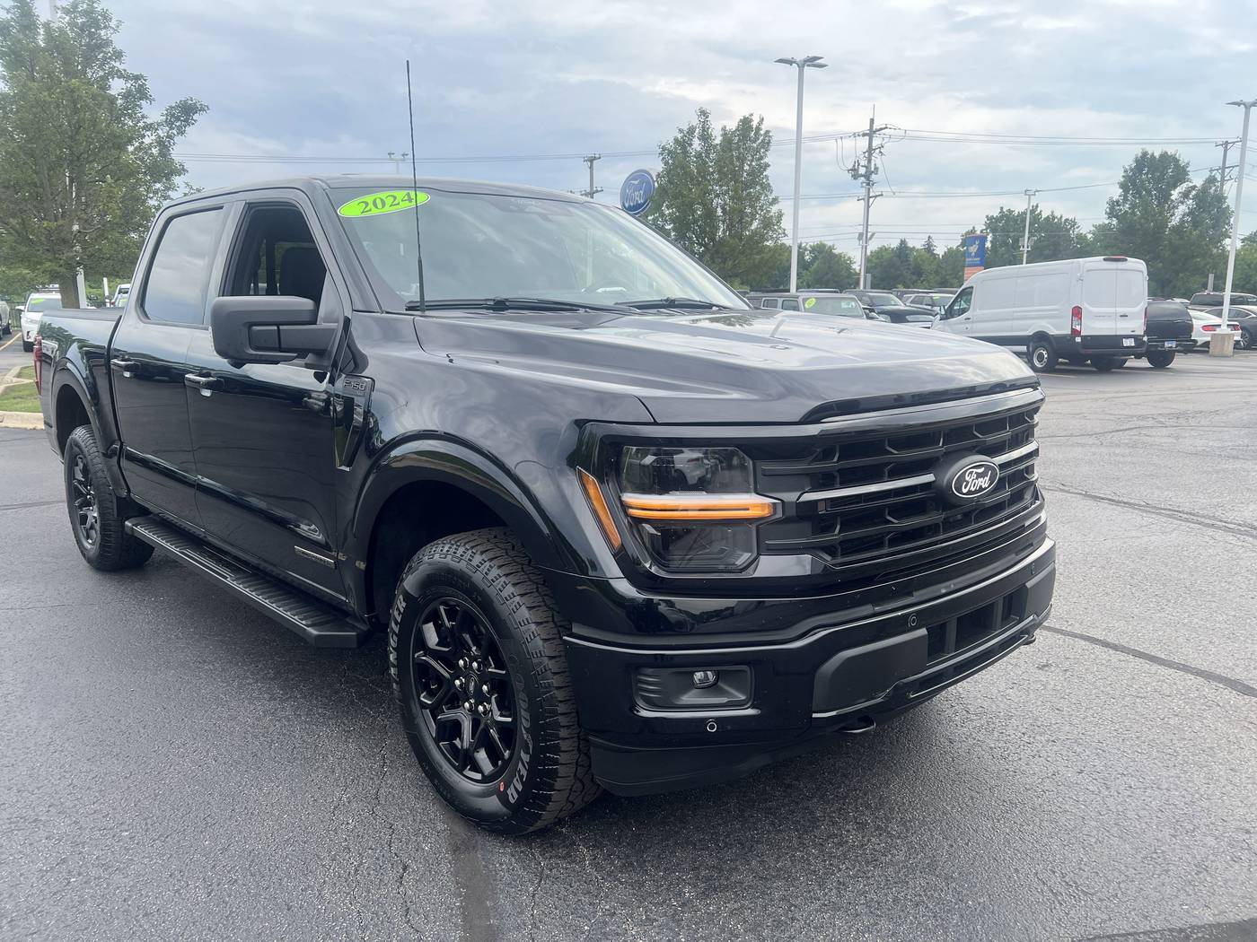 2024 Ford F-150 XLT — Pickup Truck — 13,481 mi — Gurnee, IL