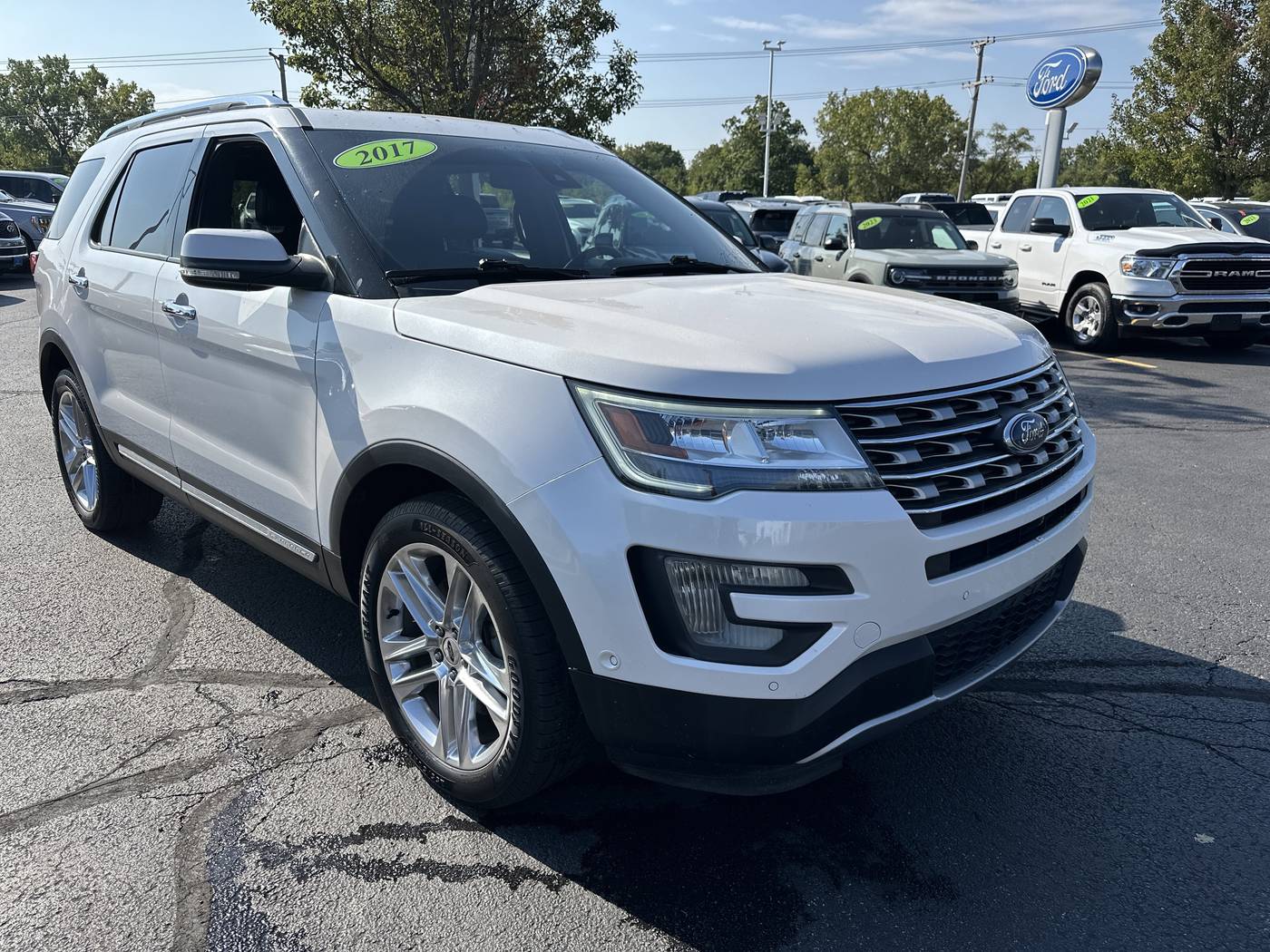 2017 Ford Explorer Limited — SUV — 97,093 mi — Gurnee, IL