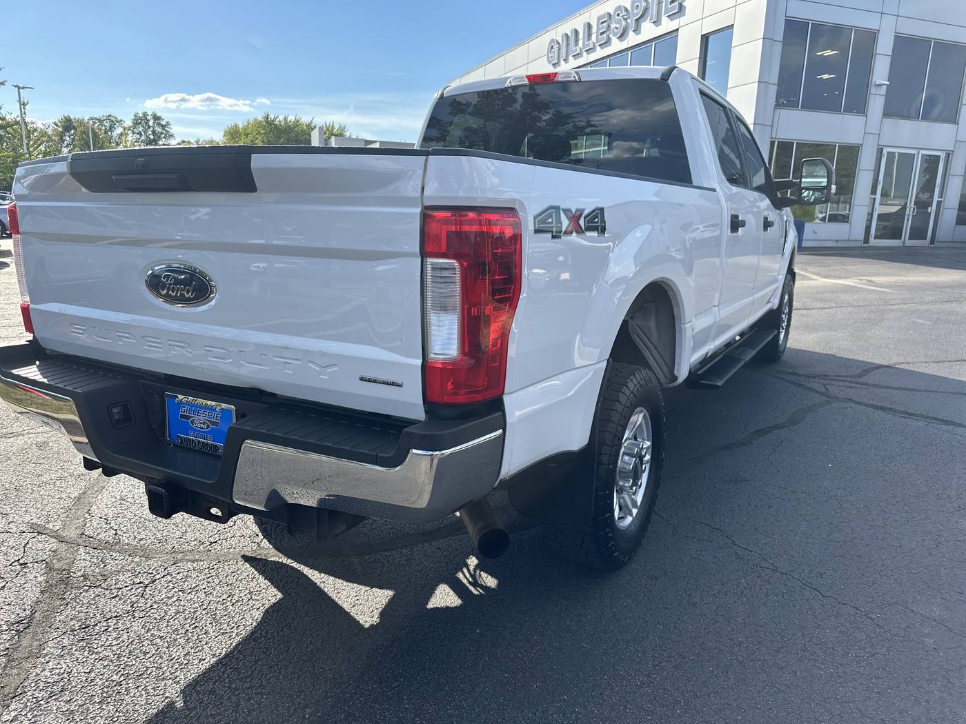 2017 Ford Super Duty F-250 Lariat — Pickup Truck — 127,864 mi — Gurnee, IL