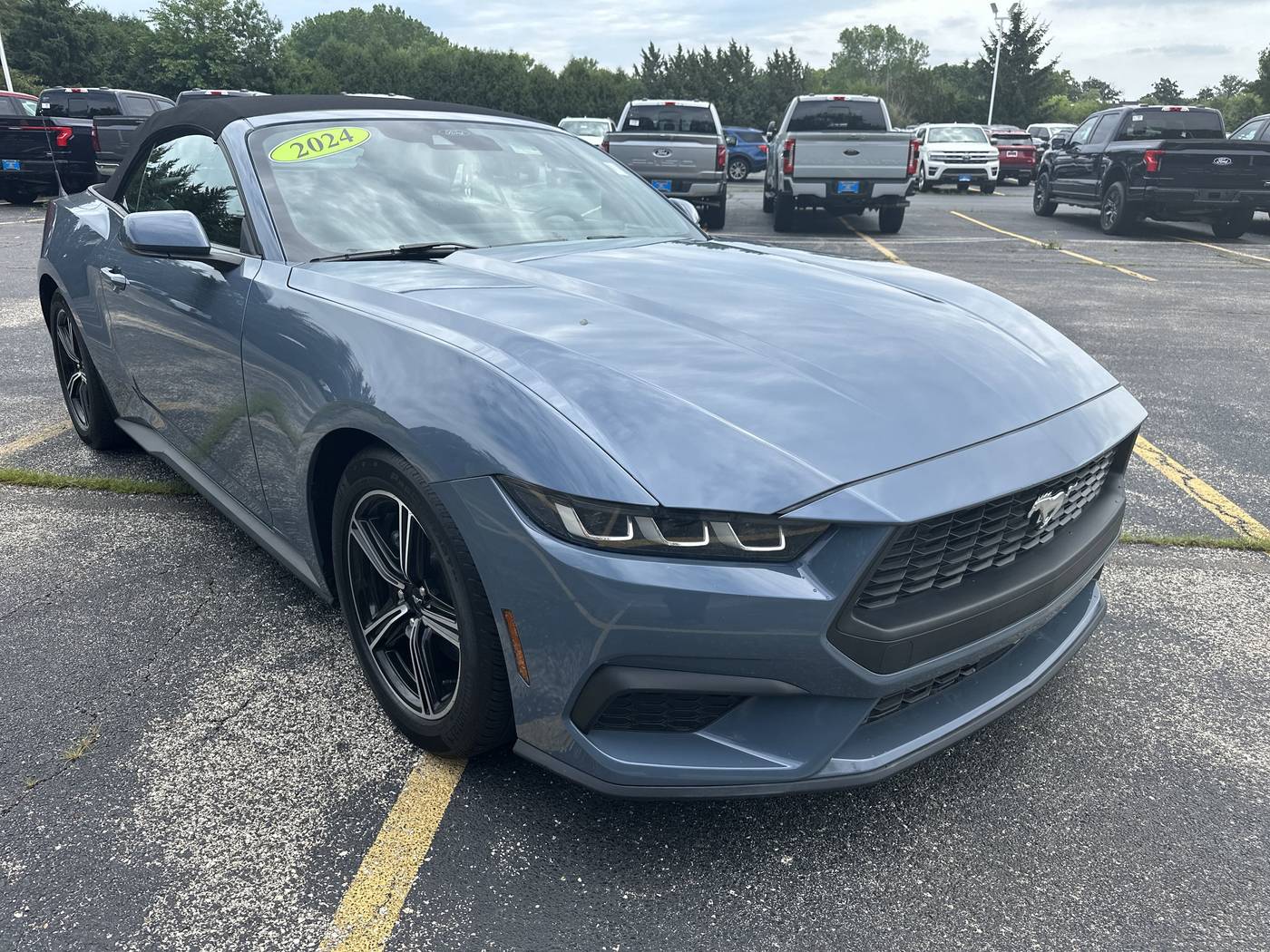 2024 Ford Mustang EcoBoost — Convertible — 9,904 mi — Gurnee, IL